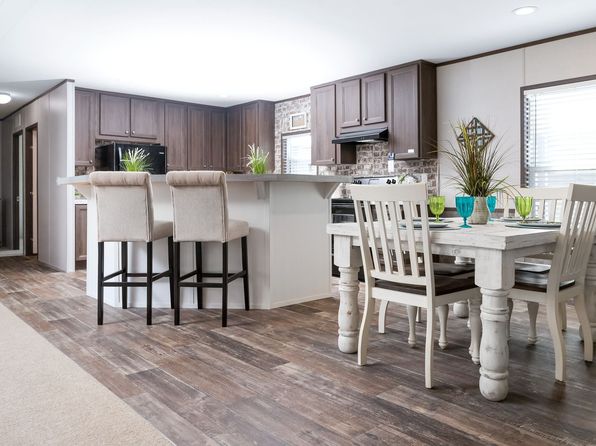 122 Hollys Eddy Ln, Rosenberg, TX 77471