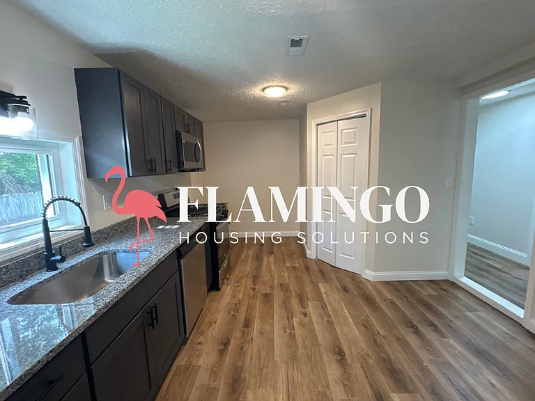 408 S Patterson St — Photo 13