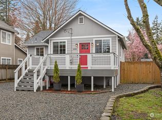 6820 Lower Ridge Rd, Everett, WA 98203