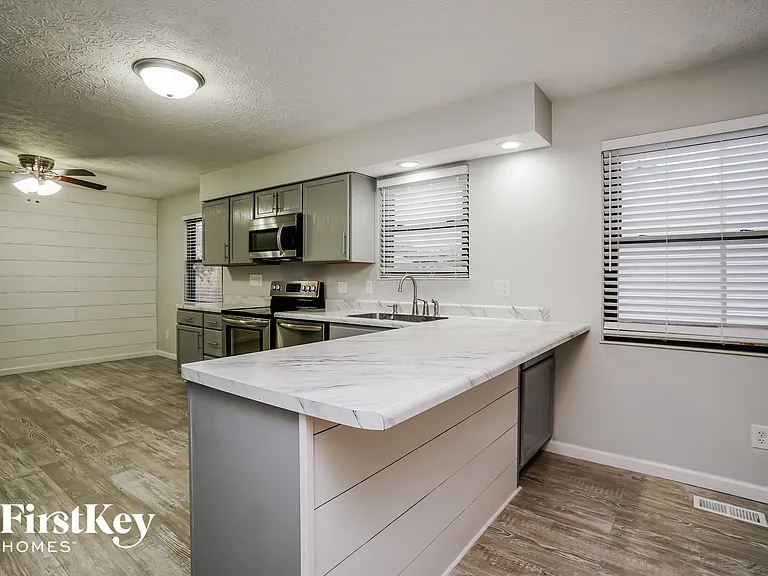 659 Forestwood Dr — Photo 5