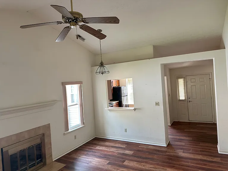 3004 Village Park North Dr — Photo 14