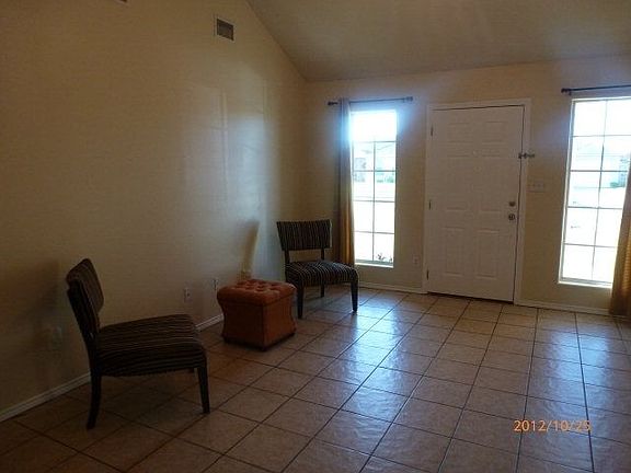 3rd image of 1305 Rachel Cir