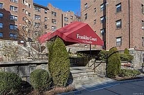 1st image of 3 Franklin Avenue #6L