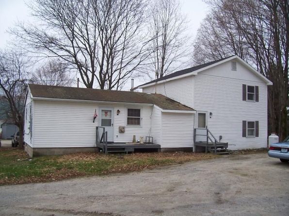 12 Church St, Hillsboro, NH 03244