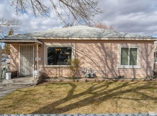 1858 I St, Sparks, NV 89431