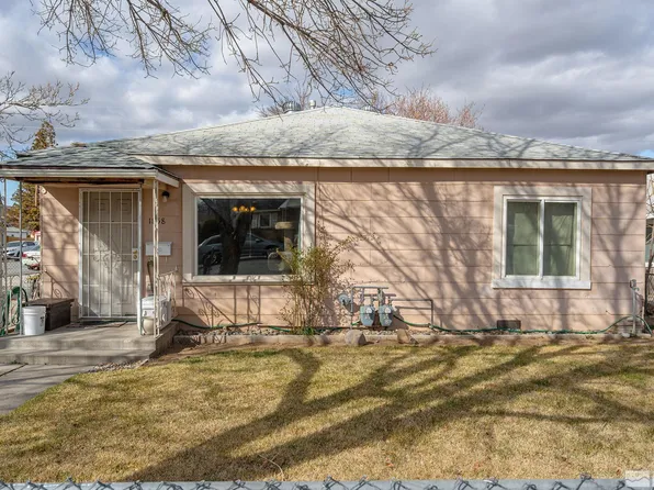 1858 I St, Sparks, NV 89431