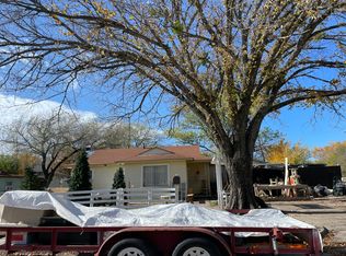 100 Collins Ct, Blue Mound, TX 76131