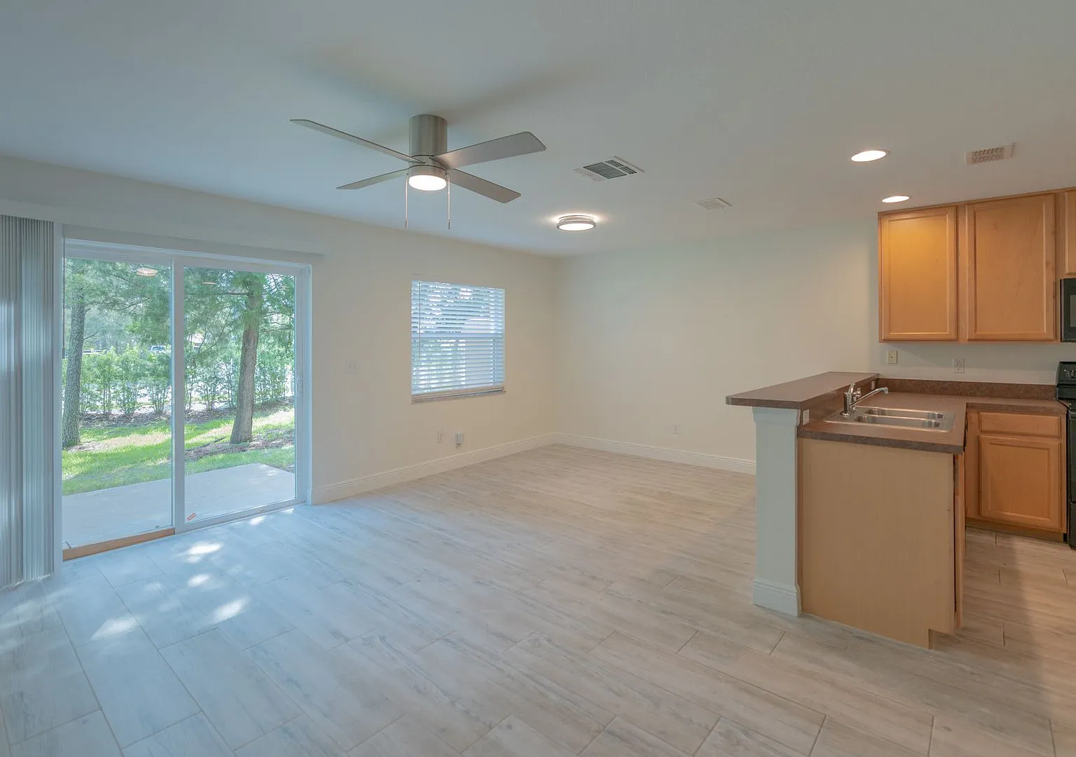 4084 Pitch Pine Circle — Photo 4
