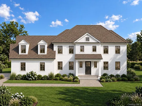 2105 Pequash Avenue, Cutchogue, NY 11935