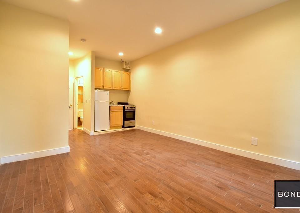 2nd image of 1598 3rd Ave APT 3A