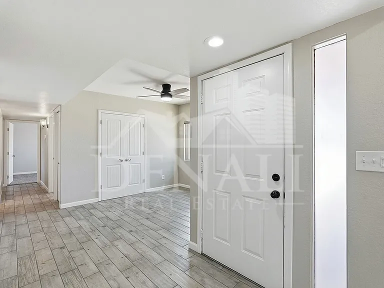 6491 N Lena Way — Photo 3