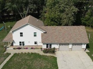 4356 Underwood Ave, Riceville, IA 50466