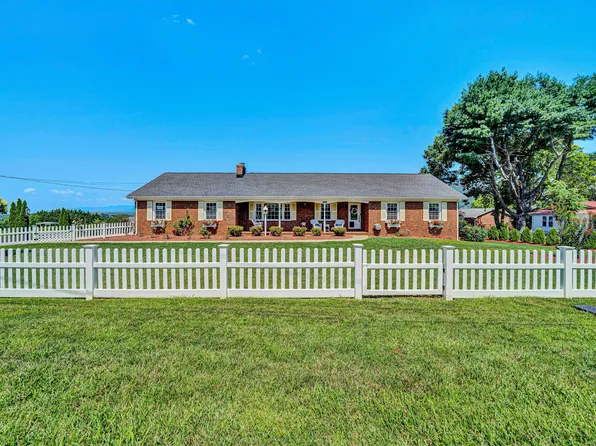 151 Murray Ct, Roanoke, VA 24019