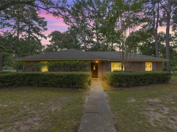 30818 Meadow Wood Dr, Magnolia, TX 77354