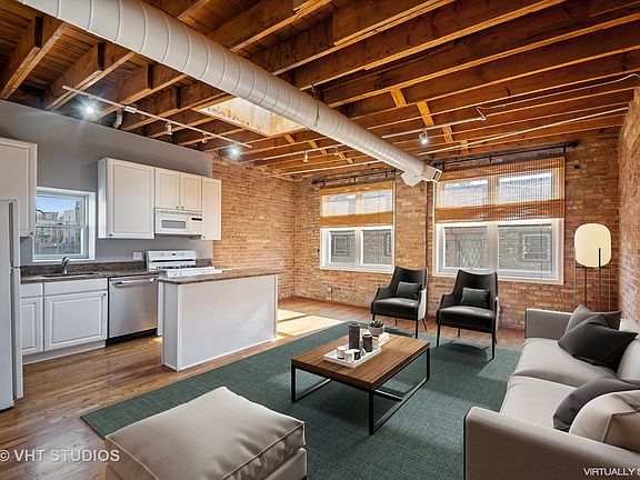 3rd image of 1742 N Winchester Ave APT 204