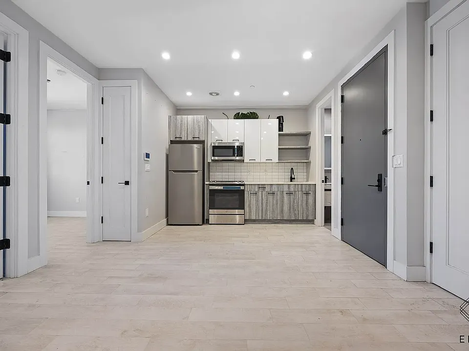 1757 Brooklyn Ave #2D