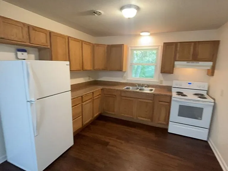 500 Skyline Dr Unit 16 — Photo 22