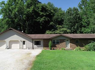 270 E 36th St, Jasper, IN 47546