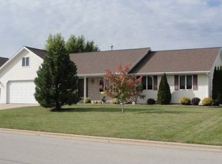 2767 Durham Rd, Green Bay, WI 54311