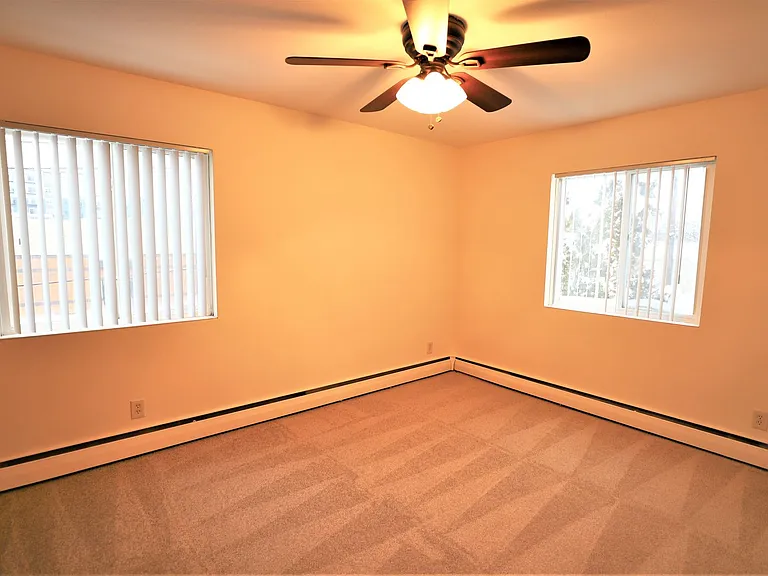 6520 Oliver Ave S — Photo 15