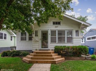 3517 Center St, Des Moines, IA 50312