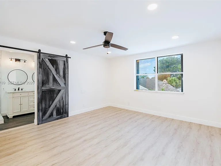 305 S Ketch Dr — Photo 11