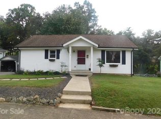 113 Cascade St, Morganton, NC 28655