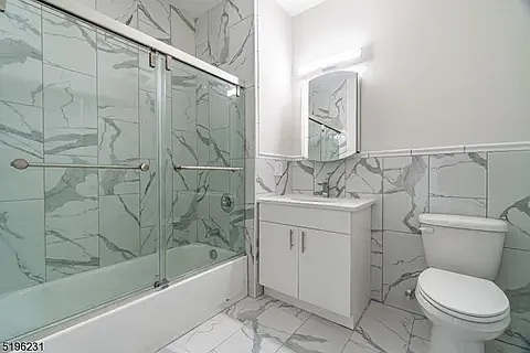 9-11 Clark St #302 — Photo 6