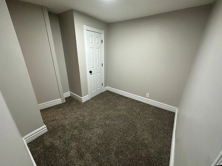 2023 Greenup St #2 — Photo 7