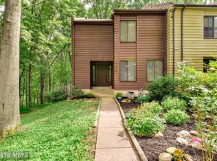 11514 Hearthstone Ct, Reston, VA 20191