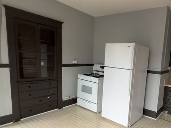 4th image of 31 Chestnut St #2-C