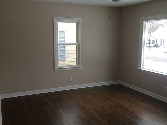 4th image of 822 Franklin Ave