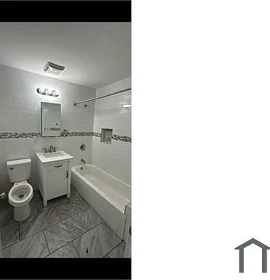 3 bed, 1300 sqft, $3,777 — Photo 3