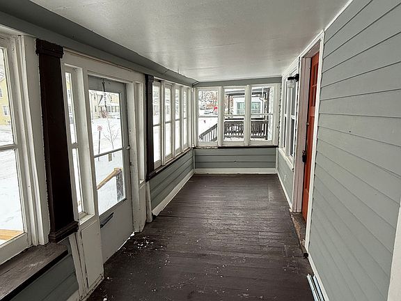 2nd image of 381 E Saratoga Ave