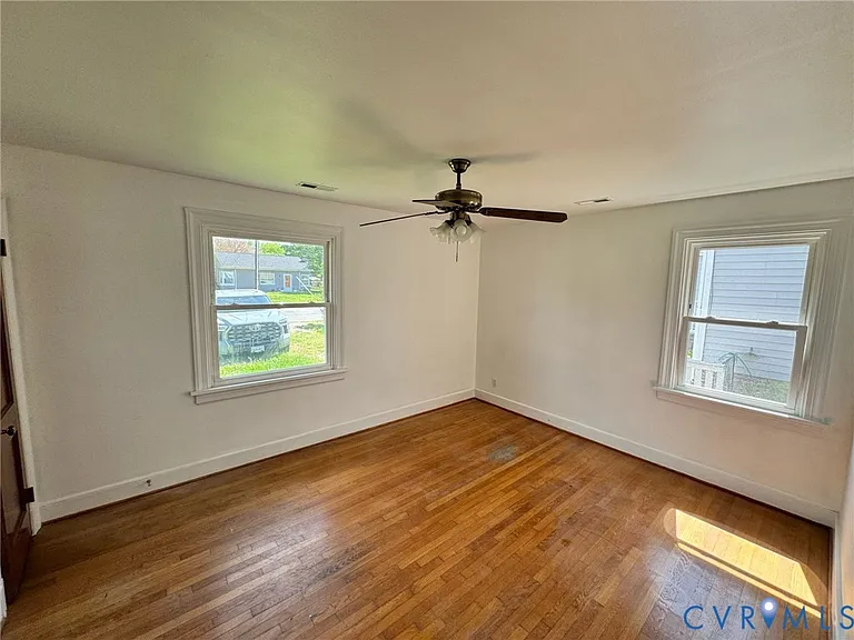 2922 Lincoln Ave — Photo 12