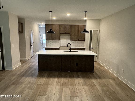4th image of 8984 Keenberg Ln #85
