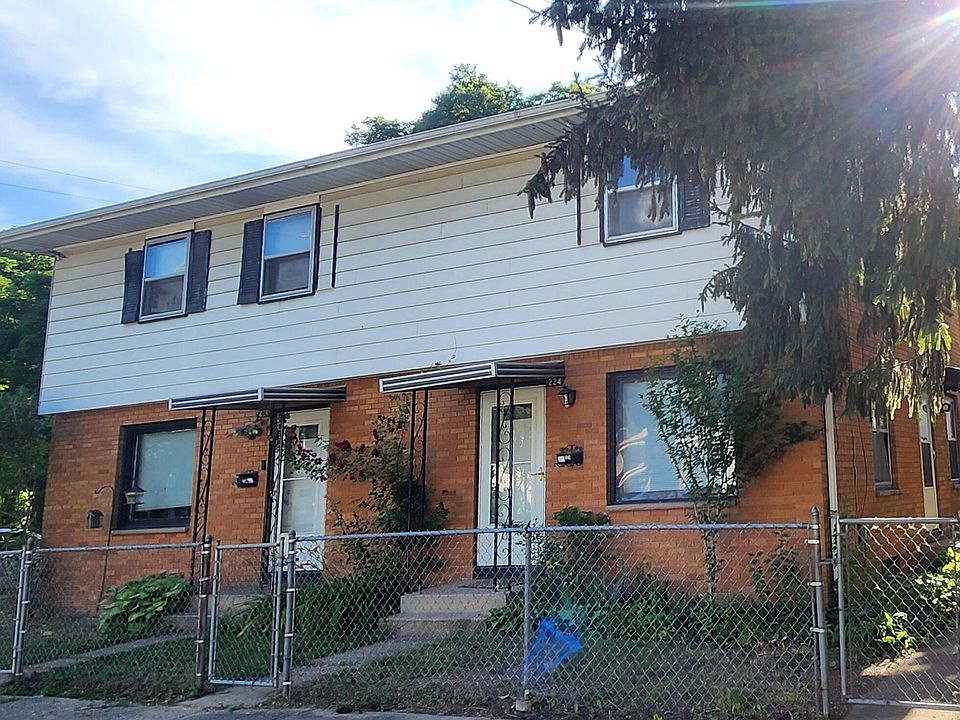 1st image of 224 & 226 Gold Ave NW