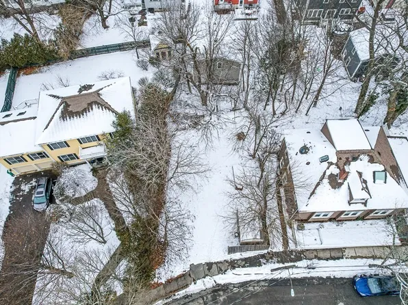 0 Wildwood Ave #L-b, Newtonville, MA 02460