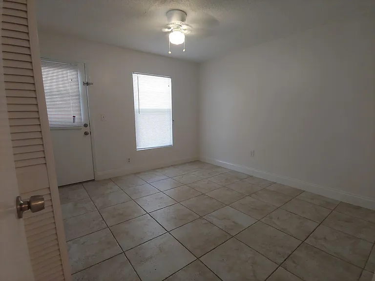 5324 Desoto Pl #A — Photo 15