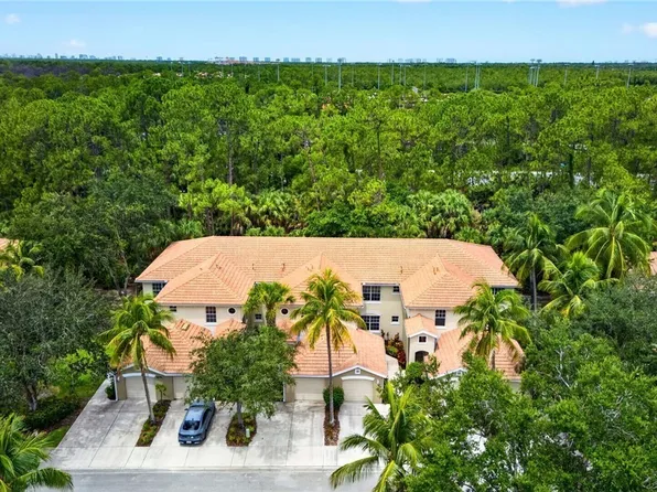 1672 Tarpon Bay Dr S APT 102, Naples, FL 34119