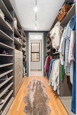 Rented by Douglas Elliman | media 16