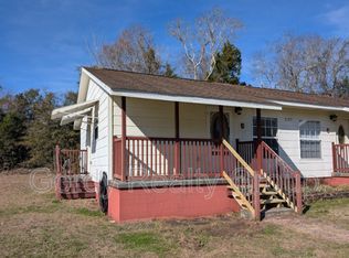 3137A Redbud Ln, Marianna, FL 32446