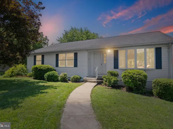 5 Pemberton Dr, East Berlin, PA 17316