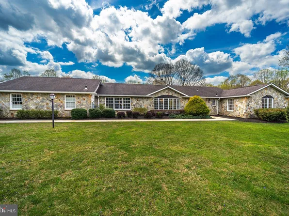 7089 Mink Hollow Rd, Highland, MD 20777