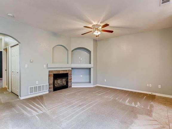 3rd image of 5551 29th St Unit 3611