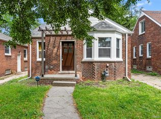 16226 Santa Rosa Dr, Detroit, MI 48221