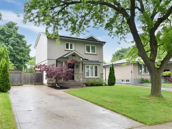 26 Kirkland Ave, Hamilton, ON L8V 3V9