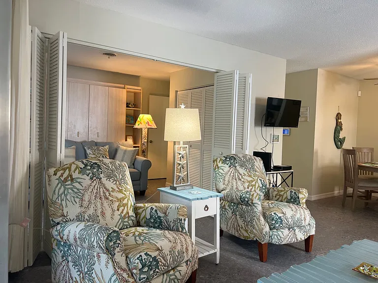 1205 Tarpon Center Dr #D1 — Photo 12