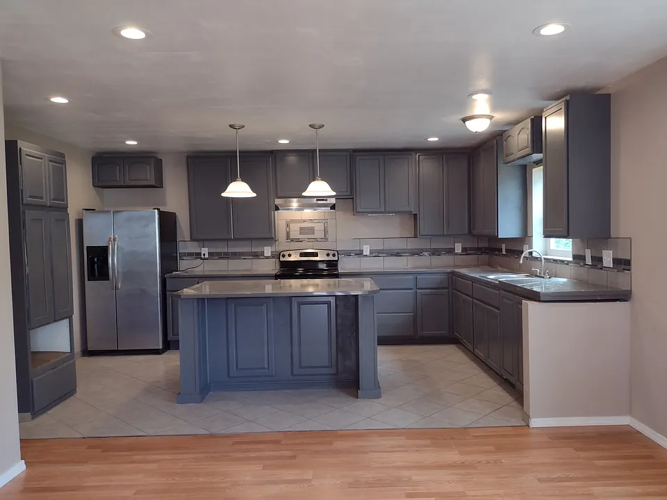 1314 Mozi Ln