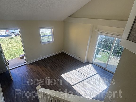 3rd image of 2523 Morningside Dr #1